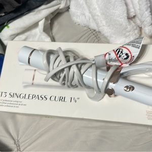 T3 SinglePass Curl Ceramic Long Barrel Curling Iron